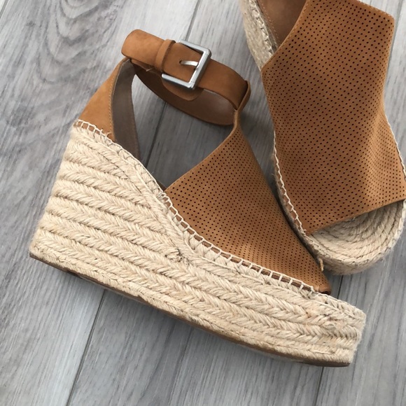 Marc Fisher LTD Nelly Espadrille Wedge - Picture 4 of 6